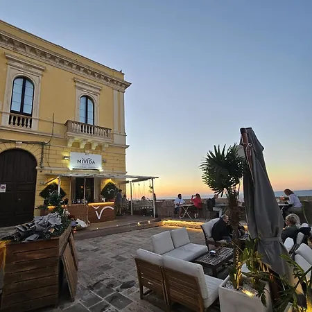 Lola's - Old Town - Purita * Gallipoli